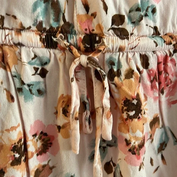 Torrid Pink Ffloral 1X - Picture 3 of 5